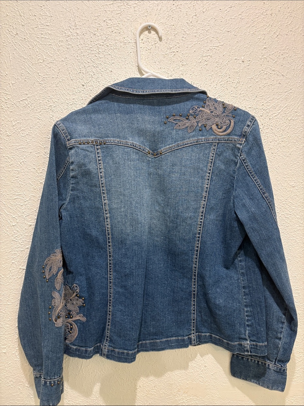 Reba Blue Denim Jacket with Taupe Embroidery - Picture 4 of 4